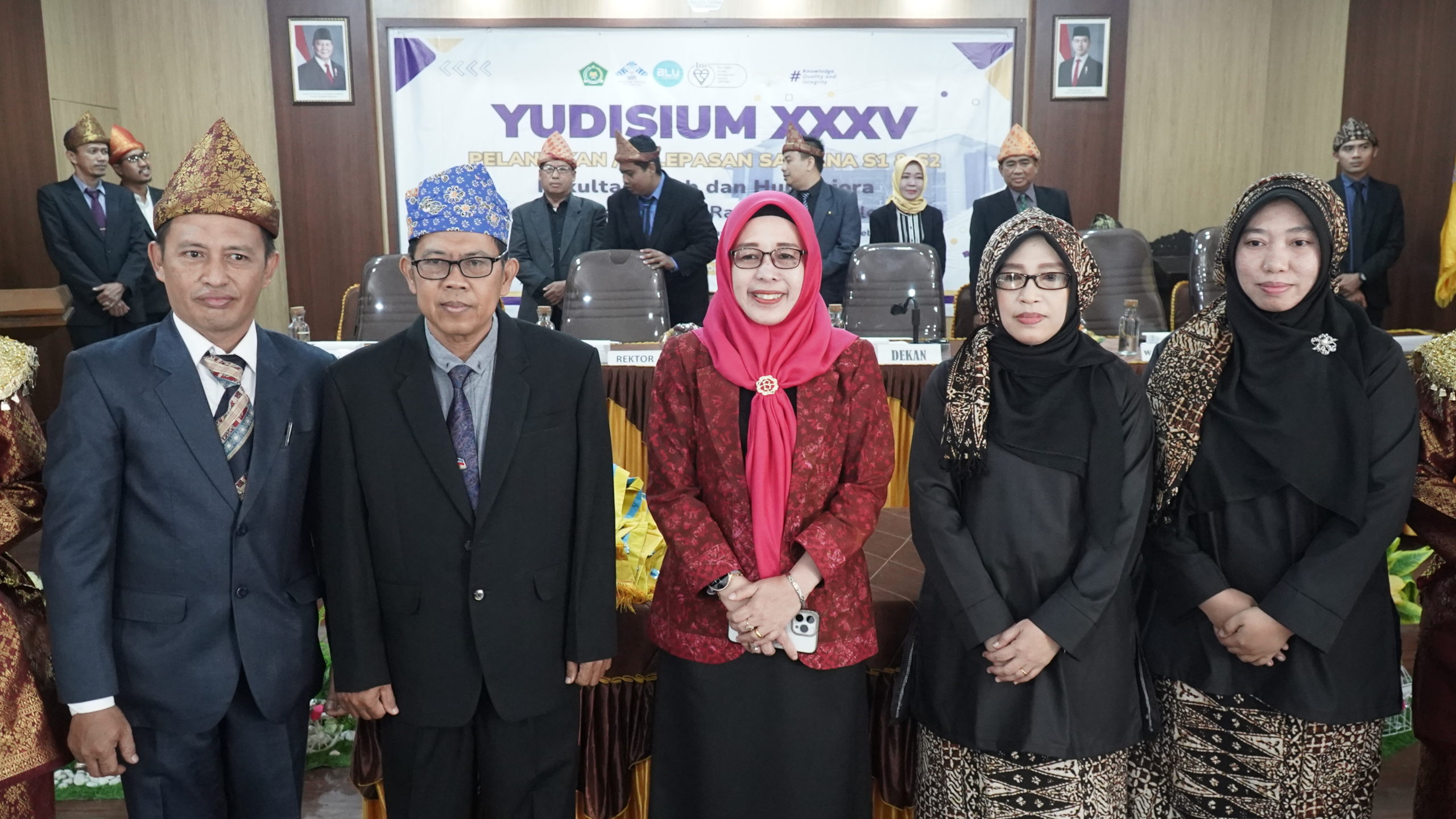 Yudisium Ke-35 Fakultas Adab dan Humaniora UIN Raden Fatah Palembang: Mencetak Alumni…