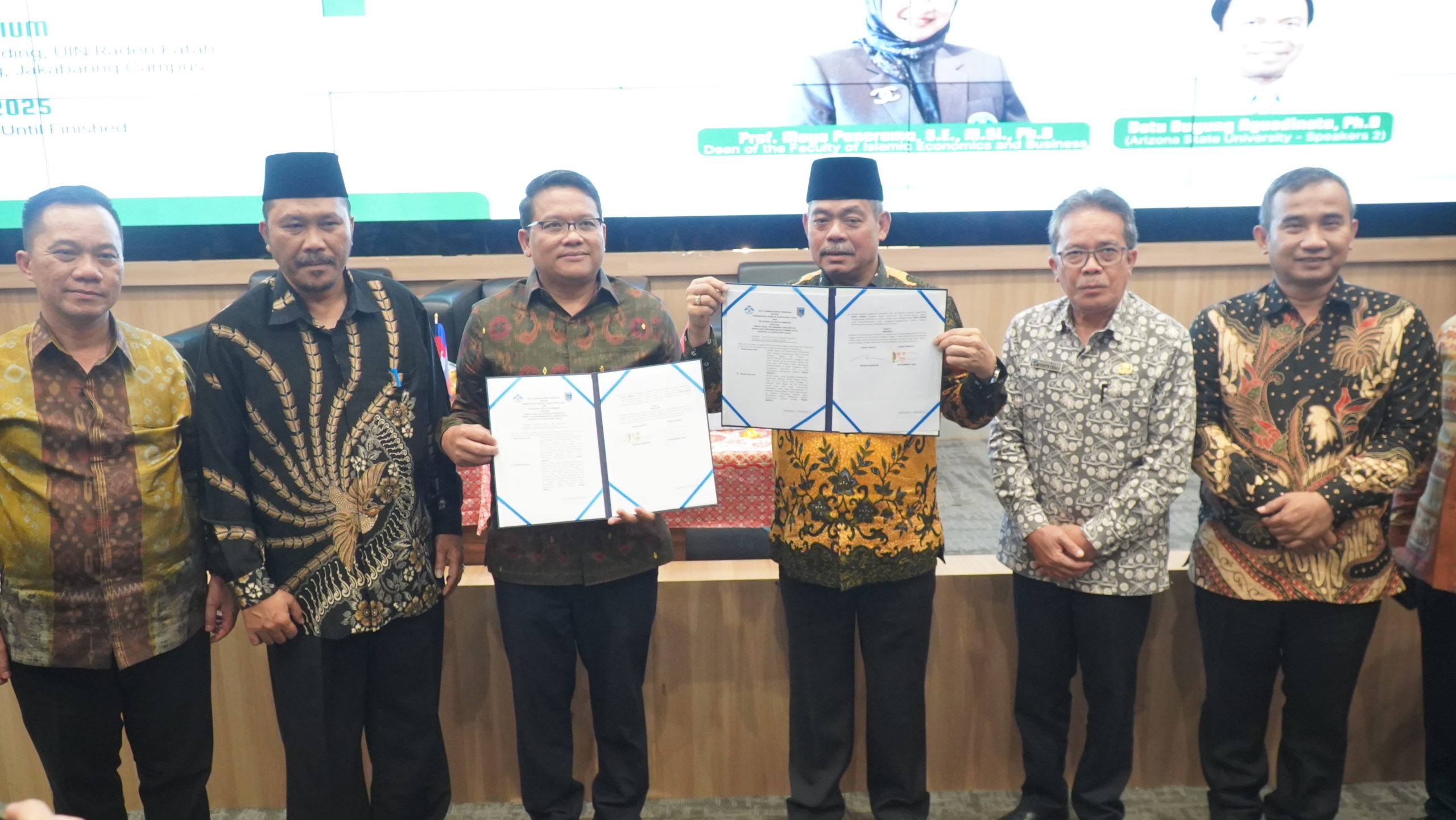 Perkuat Kolaborasi Global dan Lokal, FEBI UIN Raden Fatah Gelar Kuliah Tamu Internasional dan Jalin MoU dengan Pemkab Lahat Perkuat Kolaborasi Global dan Lokal, FEBI UIN Raden Fatah Gelar Kuliah Tamu Internasional dan Jalin MoU dengan Pemkab Lahat