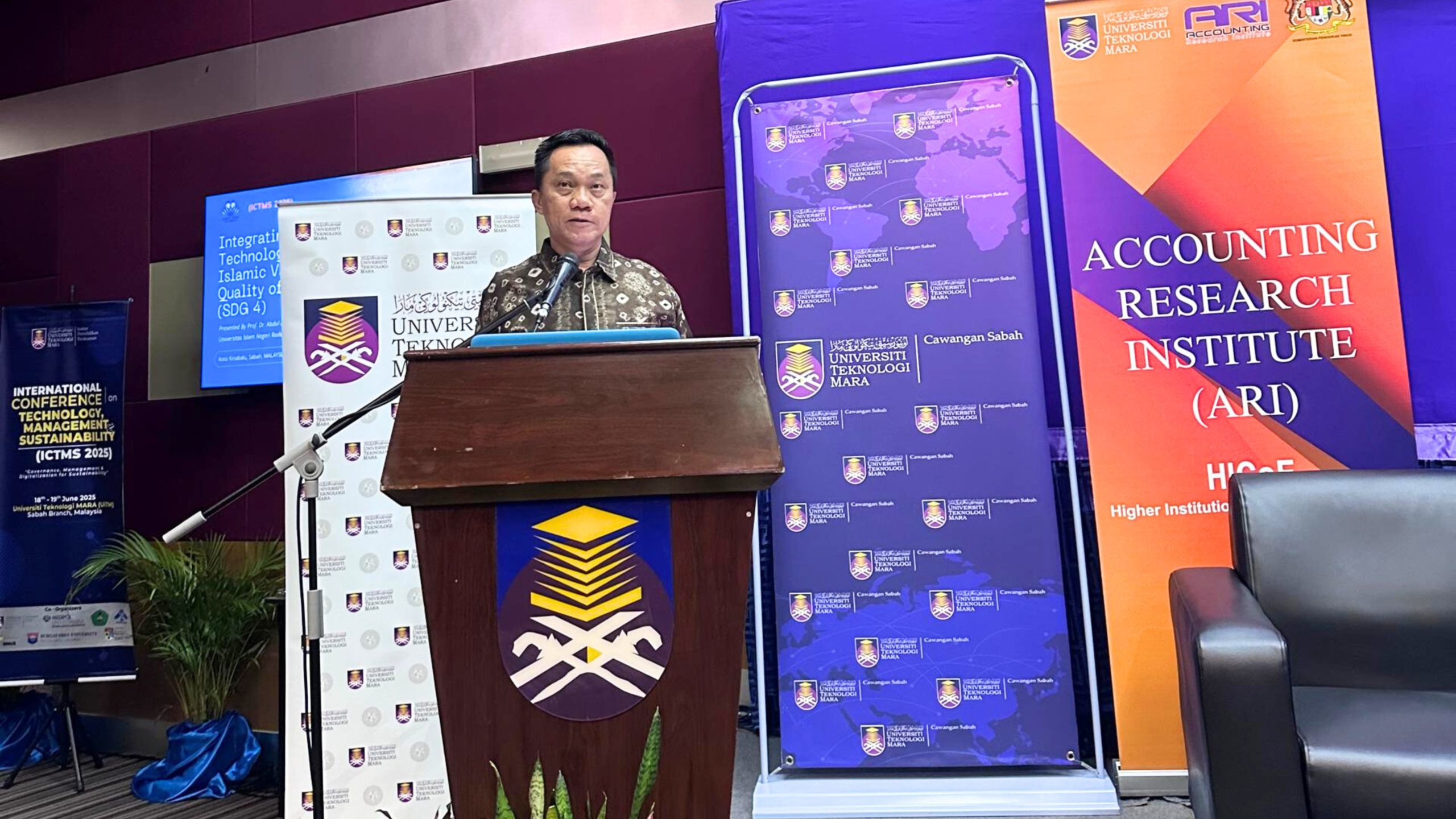 Dosen UIN Raden Fatah Berkiprah di ICTMS 2025, Sabah, Malaysia Dosen UIN Raden Fatah Berkiprah di ICTMS 2025, Sabah, Malaysia