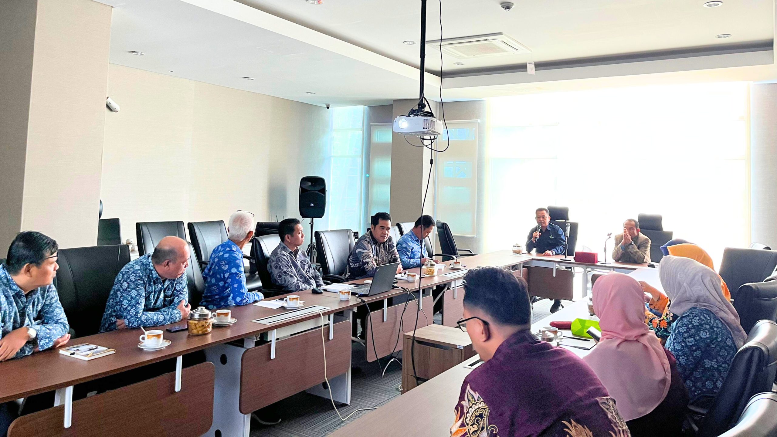 Rapat Koordinasi Kepala Bagian, Bahas Penempatan dan Regulasi PPPK di UIN Raden Fatah Palembang Rapat Koordinasi Kepala Bagian, Bahas Penempatan dan Regulasi PPPK di UIN Raden Fatah Palembang