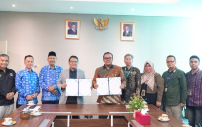 UIN Raden Fatah Palembang dan PT Pegadaian Teken MoU, Luncurkan Program The Gade Sharia Creative Lounge