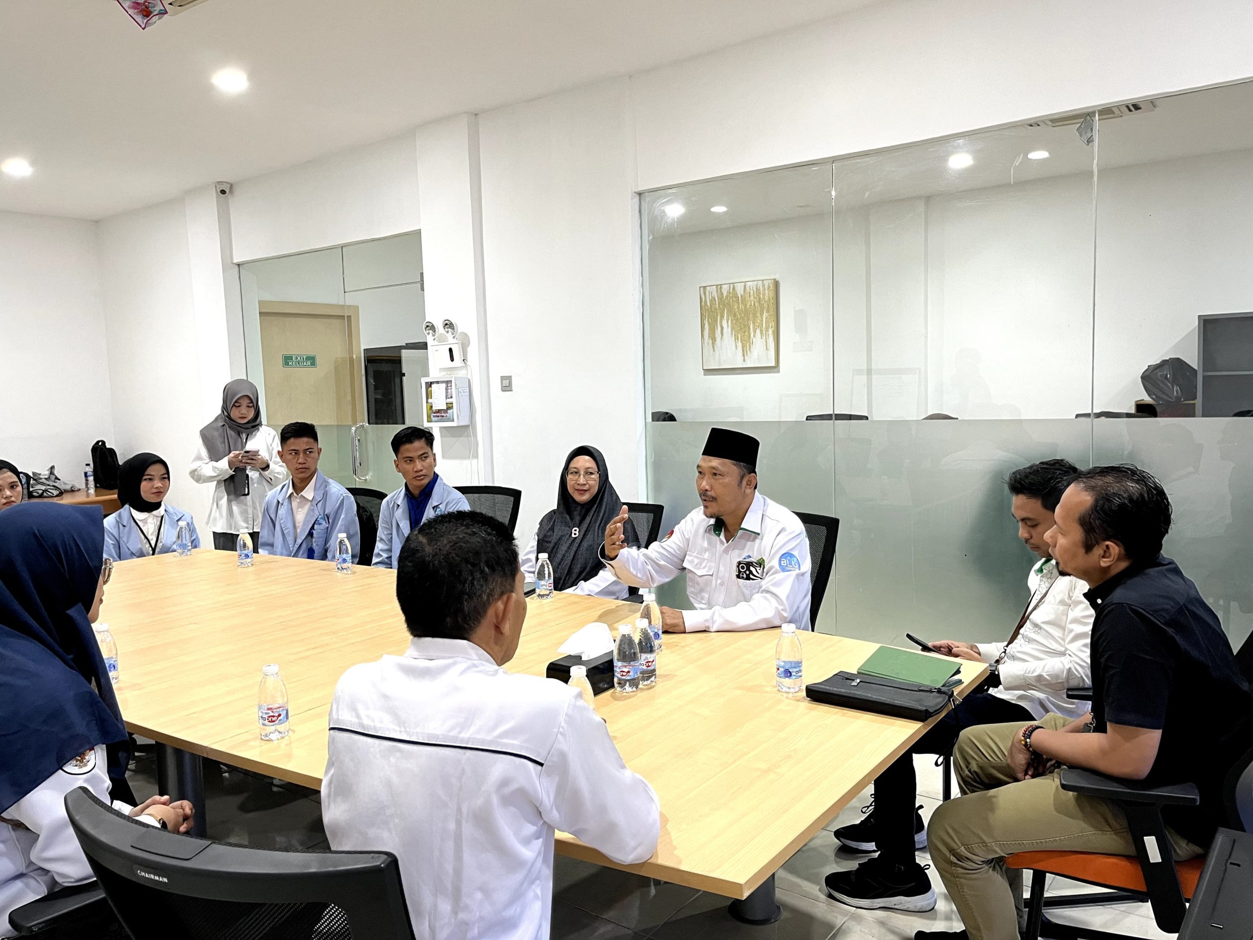 Dukung program MBKM, FEBI UIN Raden Fatah lepas mahasiswa magang di PT Pegadaian untuk tingkatkan pengalaman kerja dan kompetensi.